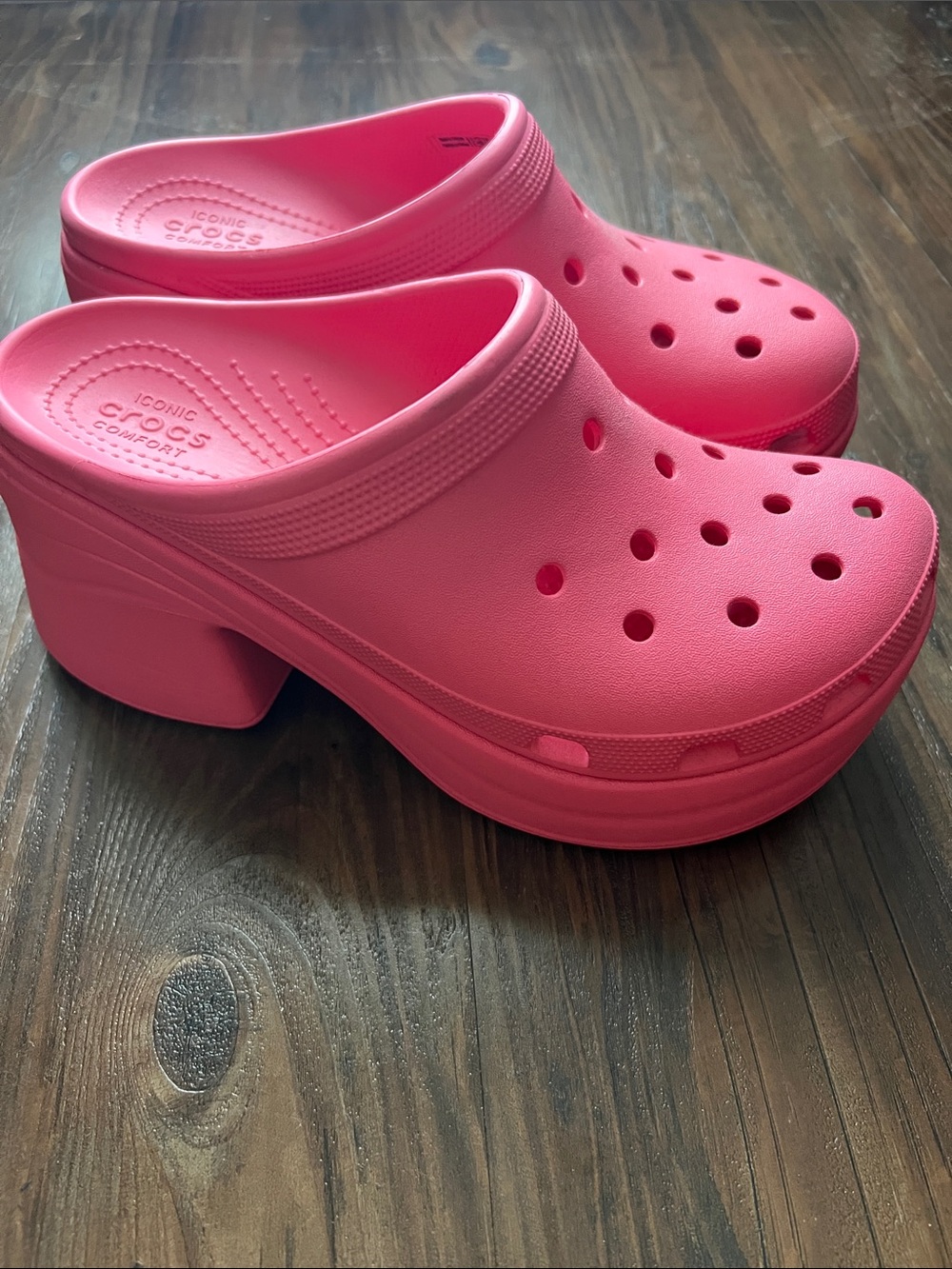 CROCS Women's Siren Pink Platform Clog Mule Size 8M/10W